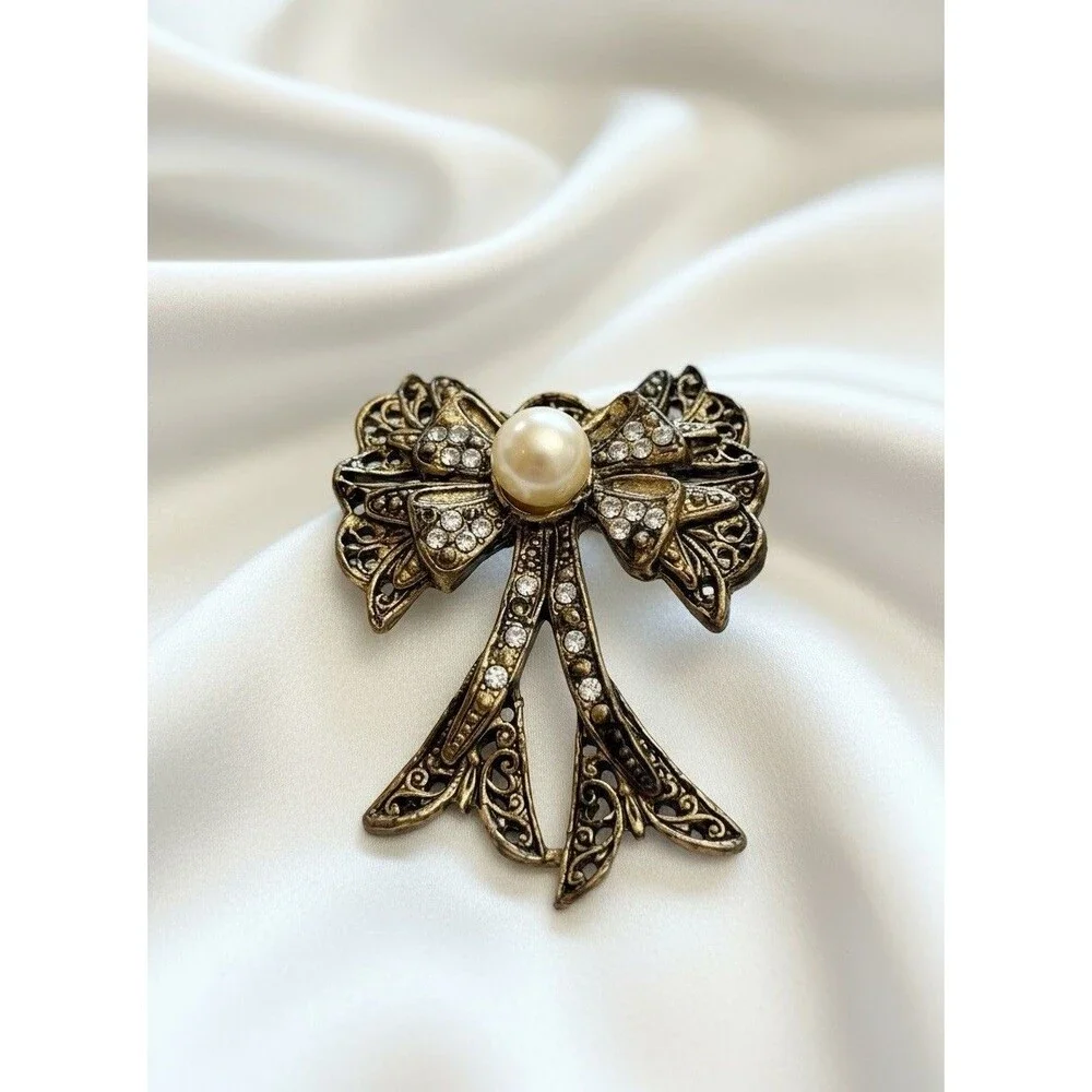 Vintage Gold Tone Bow Brooch Faux Pearl & Rhinestones 1.5 Inch